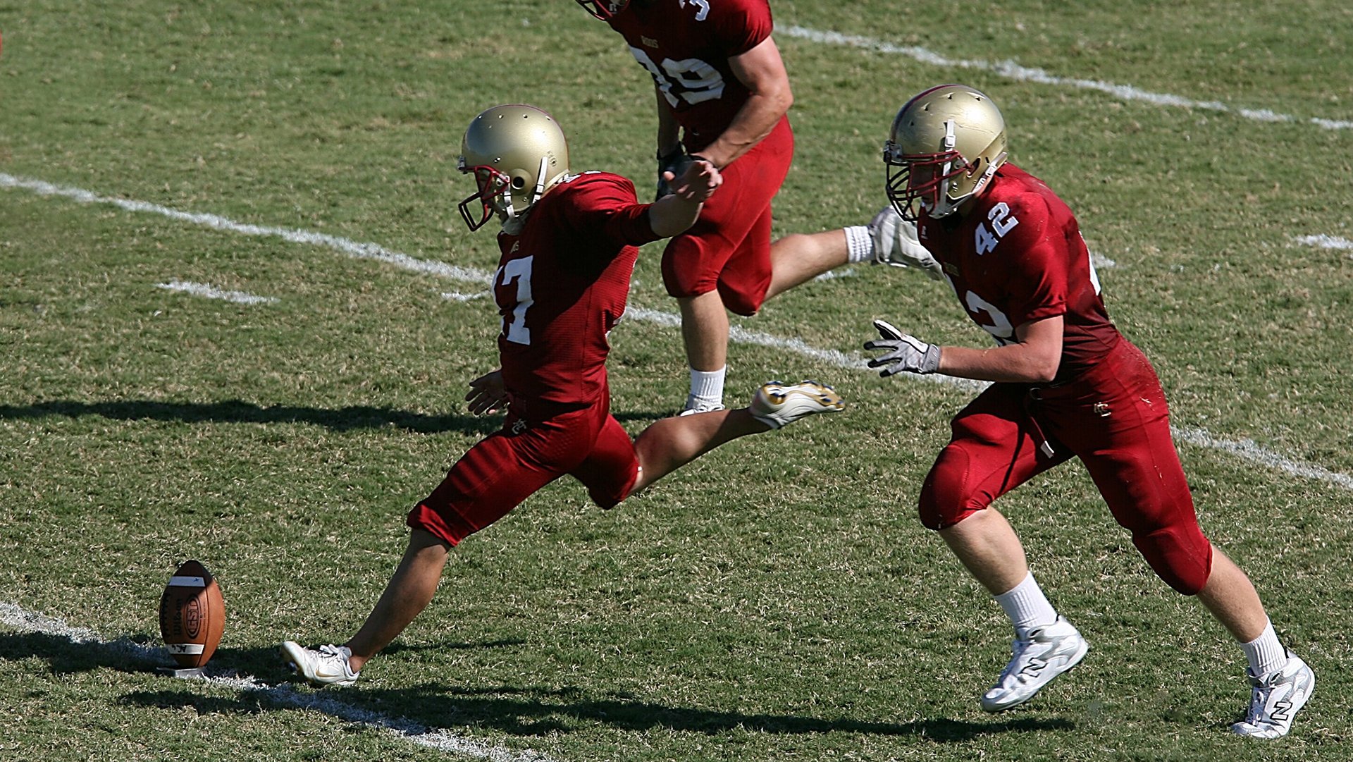野外生存技能运动会，体验自然的考验，野外生存活动
